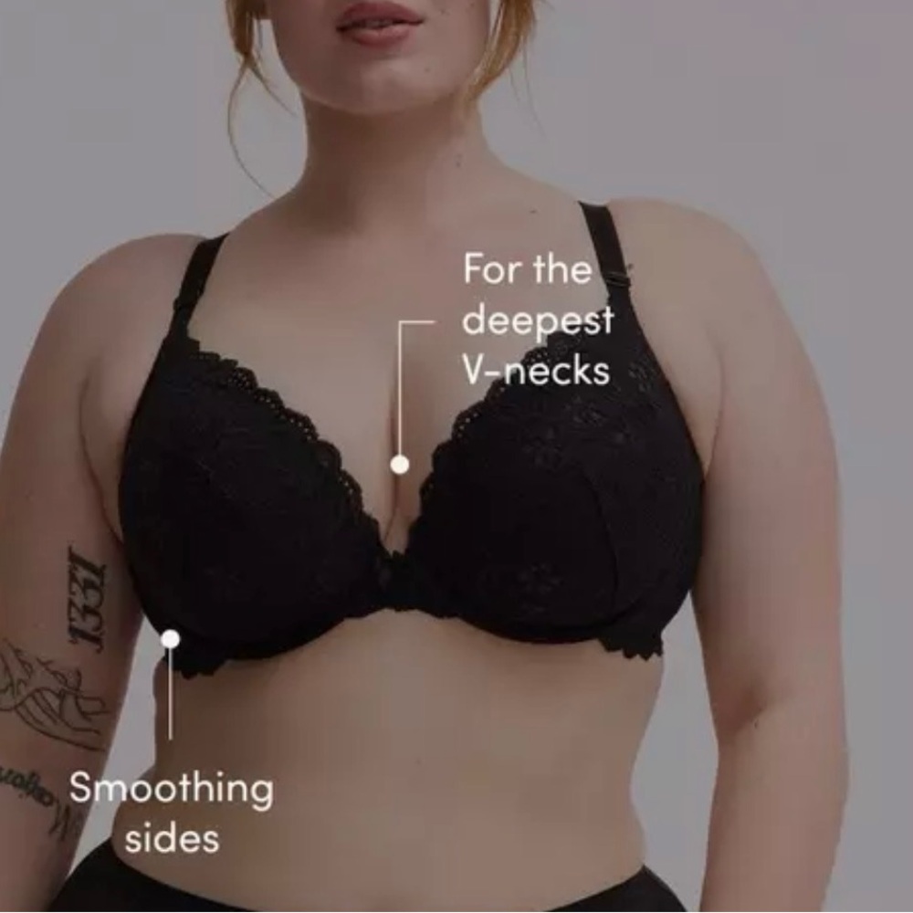 torrid Black Lace Plunge Bra with Scalloped Trim - Picture 4 of 4